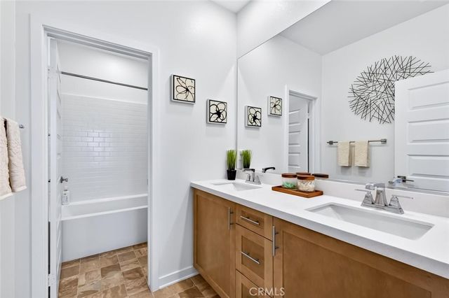 1306 Roots Way, Rancho Mission Viejo, CA 92694