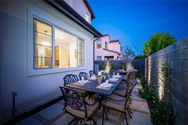 1306 Roots Way, Rancho Mission Viejo, CA 92694