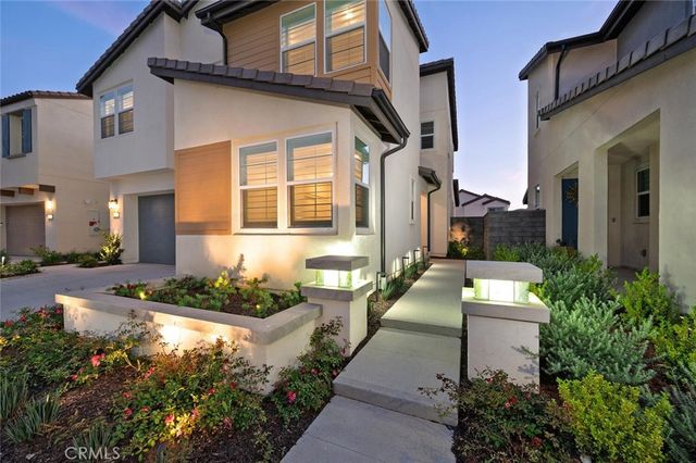 1306 Roots Way, Rancho Mission Viejo, CA 92694