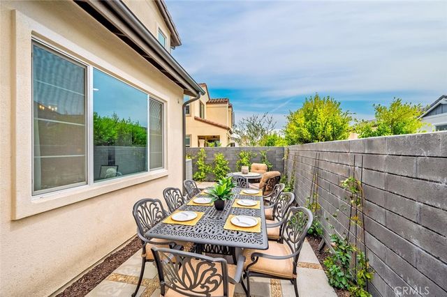 1306 Roots Way, Rancho Mission Viejo, CA 92694