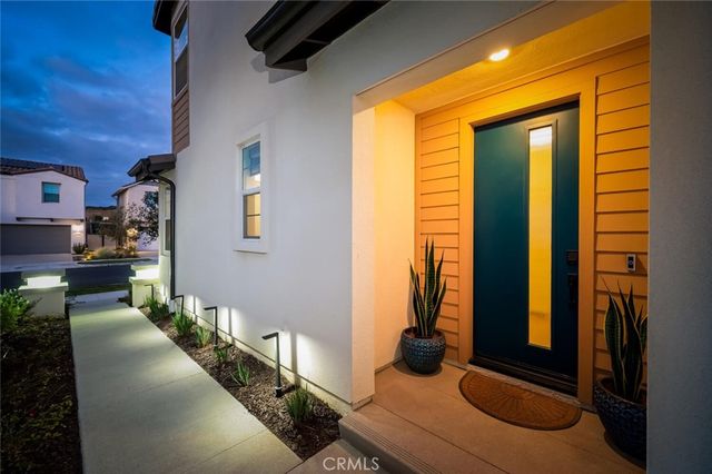 1306 Roots Way, Rancho Mission Viejo, CA 92694