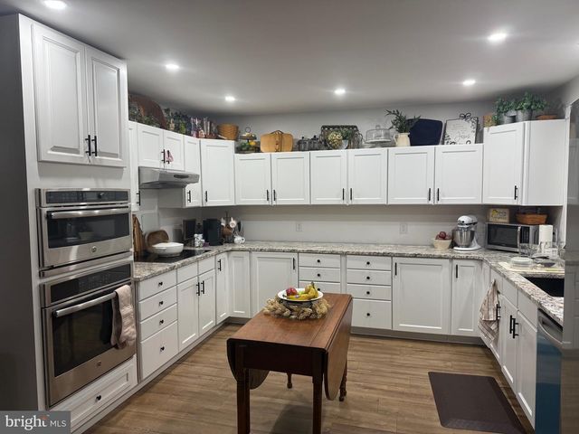 980 HORSEMAN DR, Auburn, PA 17922