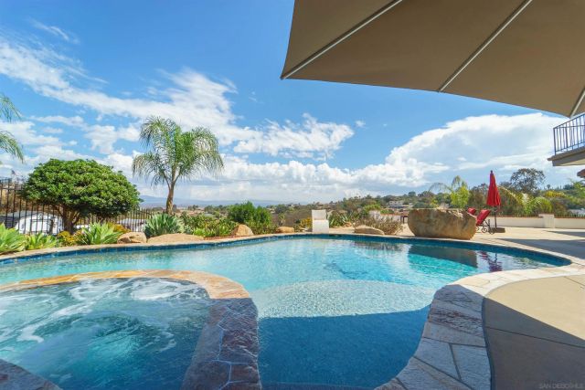17522 Rancho De Carole Rd, Ramona, CA 92065