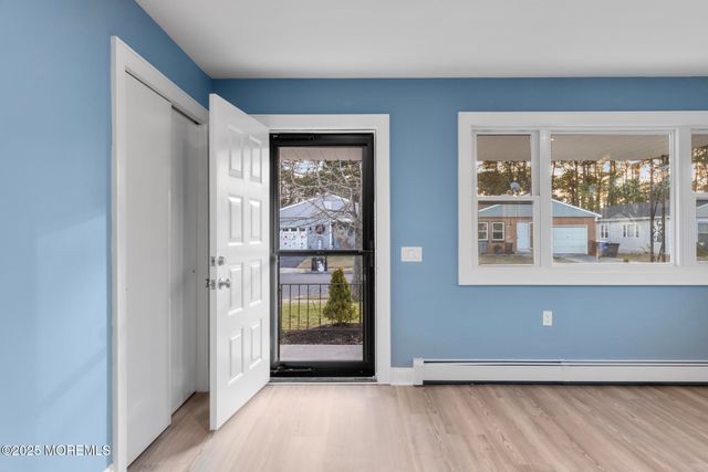 86 San Carlos Street, Toms River, NJ 08757