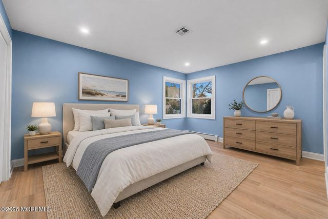 86 San Carlos Street, Toms River, NJ 08757