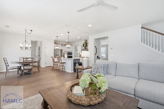 35 Henslow Field, Savannah, GA 31419