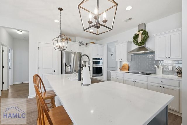 35 Henslow Field, Savannah, GA 31419