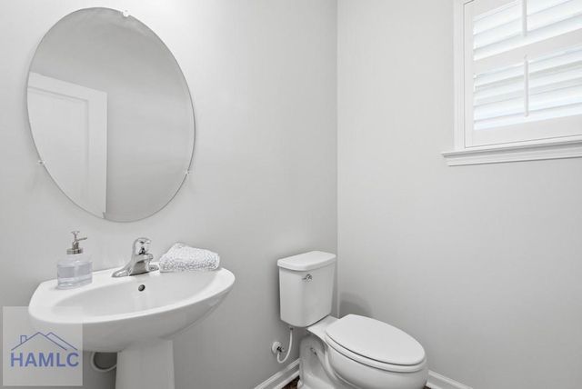 35 Henslow Field, Savannah, GA 31419