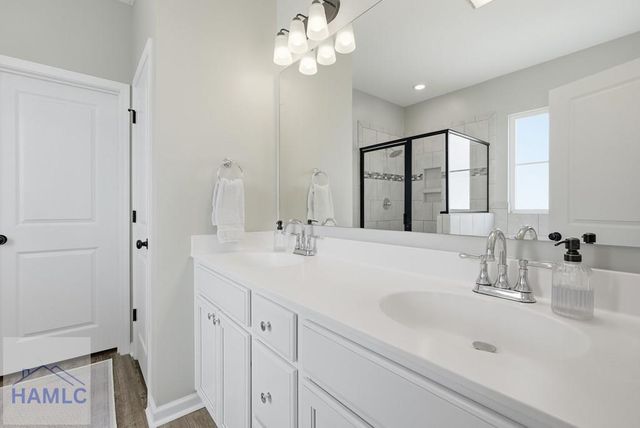 35 Henslow Field, Savannah, GA 31419
