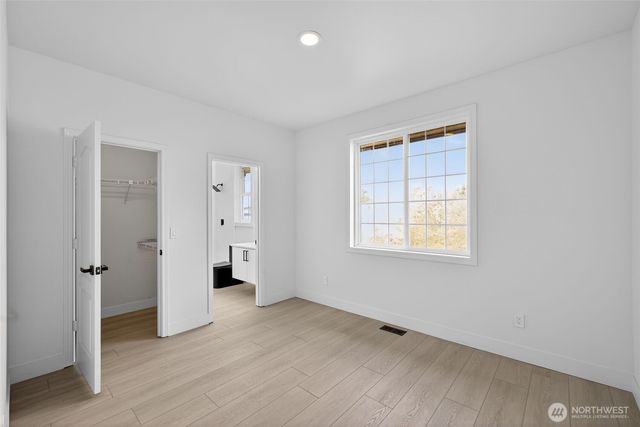 31728 SE Issaquah Fall City Road, Fall City, WA 98024