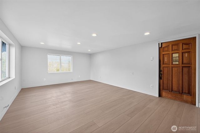 31728 SE Issaquah Fall City Road, Fall City, WA 98024