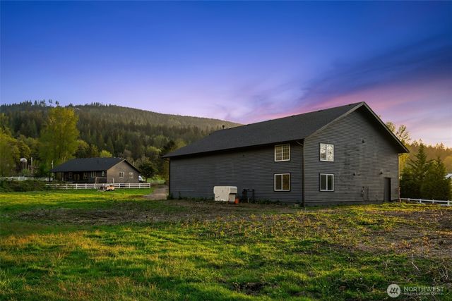 31728 SE Issaquah Fall City Road, Fall City, WA 98024