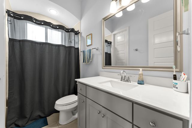 953 Prairie Timber Road, Burleson, TX 76028