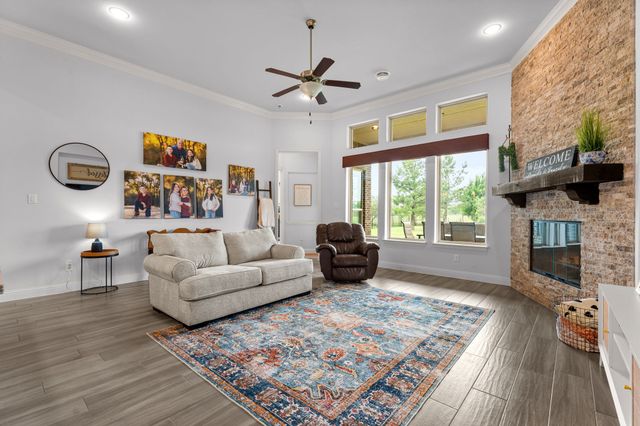 953 Prairie Timber Road, Burleson, TX 76028