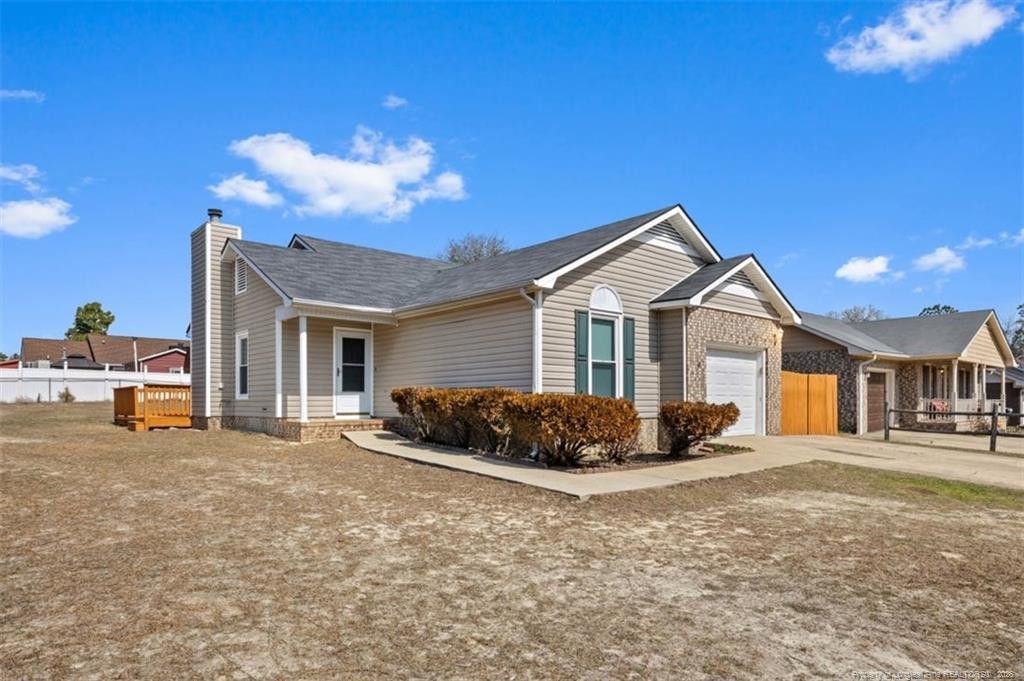 2557 Previs Road, Fayetteville, NC 28306