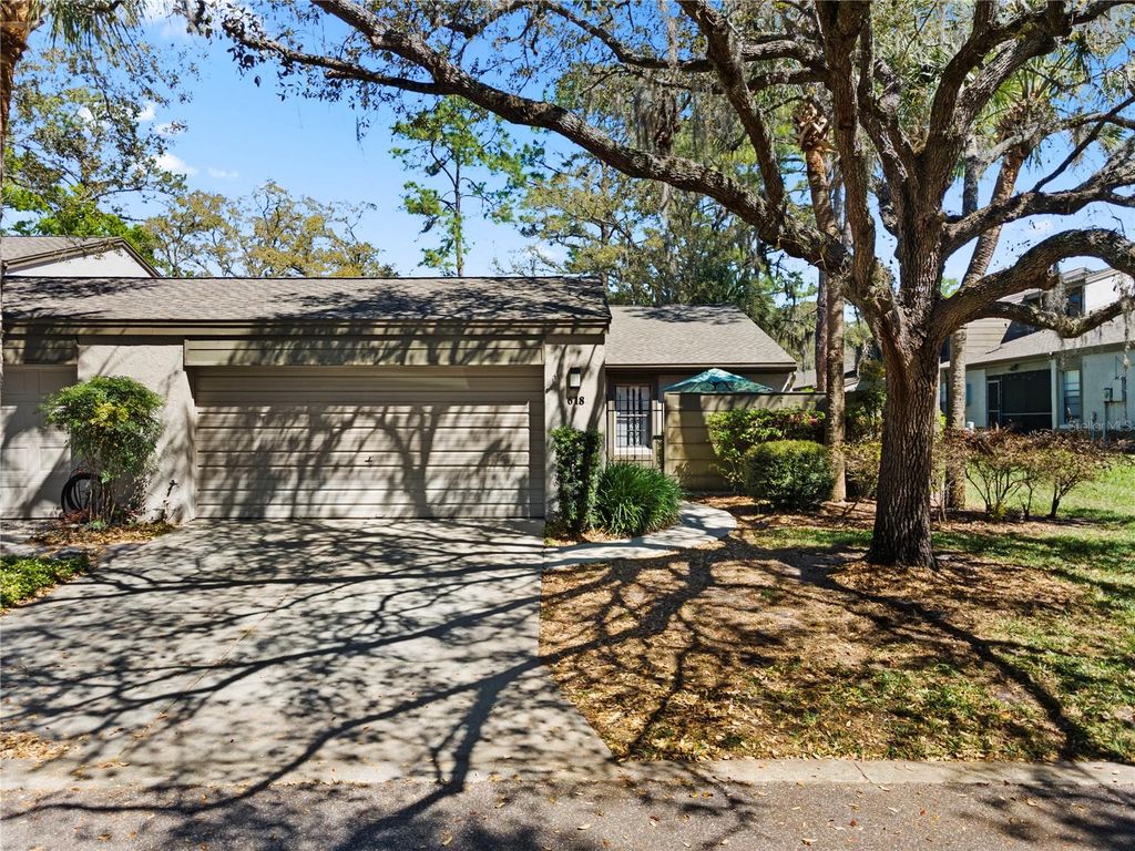 Image 56 of property listing at 618 WOODRIDGE DRIVE, Fern Park, FL 32730