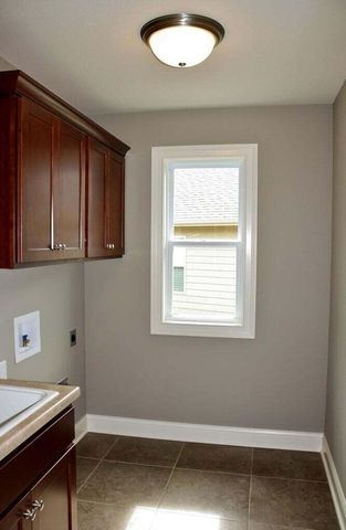 4504 WEYBRIDGE DR, Columbia, MO 65203