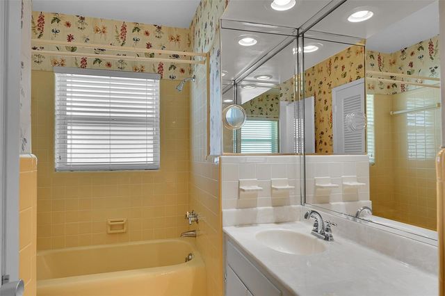 1431 S Ocean Boulevard 74, Pompano Beach, FL 33062