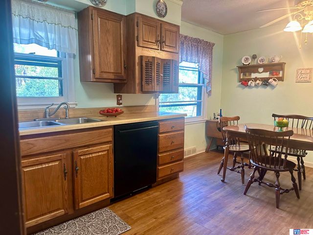 3510 L Street, Lincoln, NE 68510