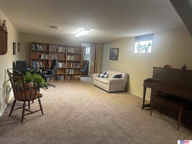 3510 L Street, Lincoln, NE 68510