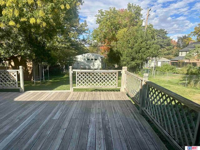 3510 L Street, Lincoln, NE 68510