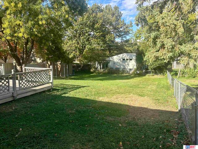 3510 L Street, Lincoln, NE 68510