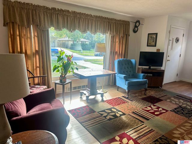 3510 L Street, Lincoln, NE 68510