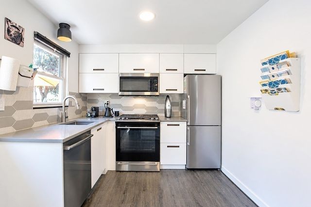 25 Bexley Rd, Boston, MA 02131