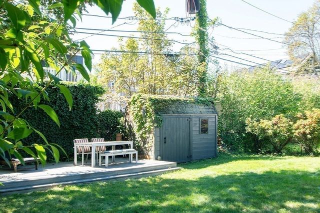 25 Bexley Rd, Boston, MA 02131