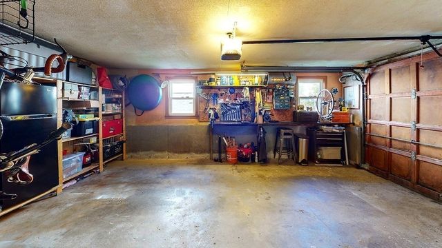 25 Bexley Rd, Boston, MA 02131