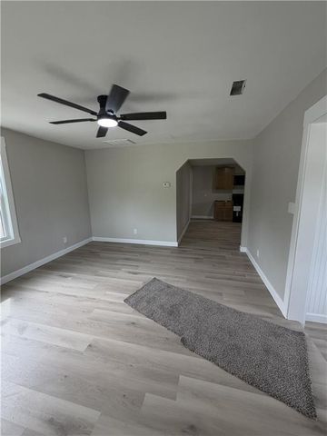 103 E Street, Creighton, MO 64739