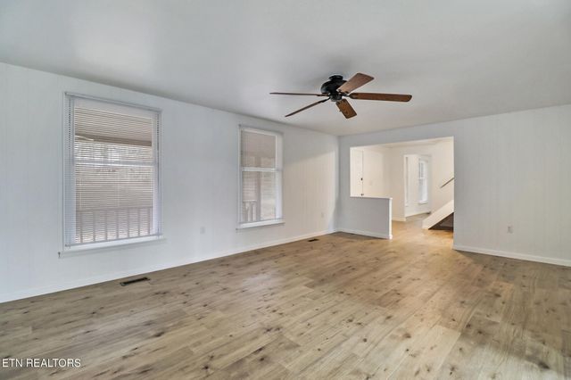 166 Hatler Rd, Crossville, TN 38555