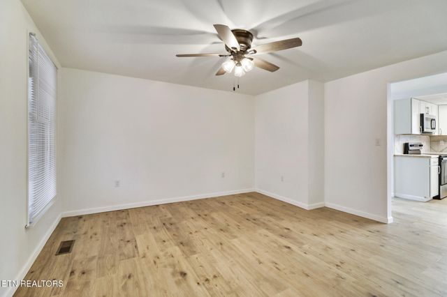 166 Hatler Rd, Crossville, TN 38555