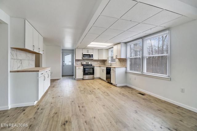 166 Hatler Rd, Crossville, TN 38555