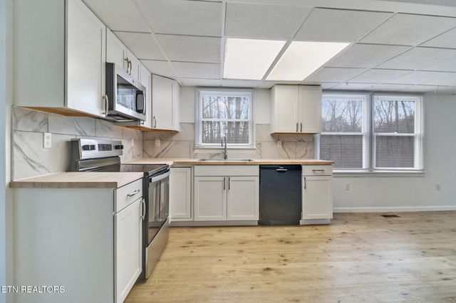 166 Hatler Rd, Crossville, TN 38555