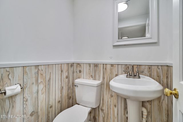 166 Hatler Rd, Crossville, TN 38555