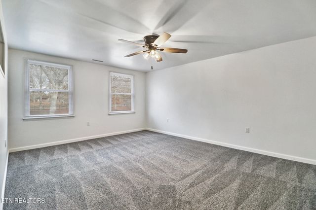 166 Hatler Rd, Crossville, TN 38555