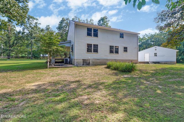 166 Hatler Rd, Crossville, TN 38555