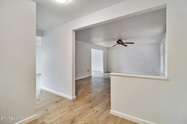 166 Hatler Rd, Crossville, TN 38555