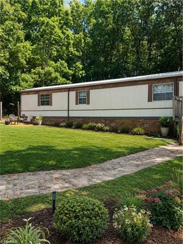 7305 Millcroft Court, Pleasant Garden, NC 27313