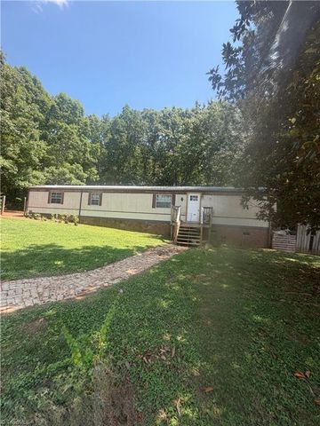 7305 Millcroft Court, Pleasant Garden, NC 27313