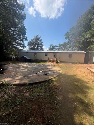 7305 Millcroft Court, Pleasant Garden, NC 27313