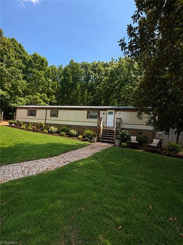 7305 Millcroft Court, Pleasant Garden, NC 27313
