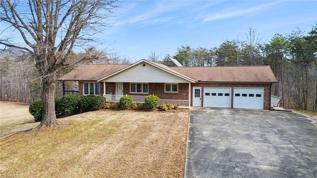 4037 Flat Shoals Road, Germanton, NC 27019