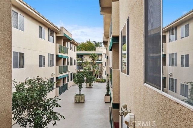 4501 Cedros 239, Sherman Oaks, CA 91403