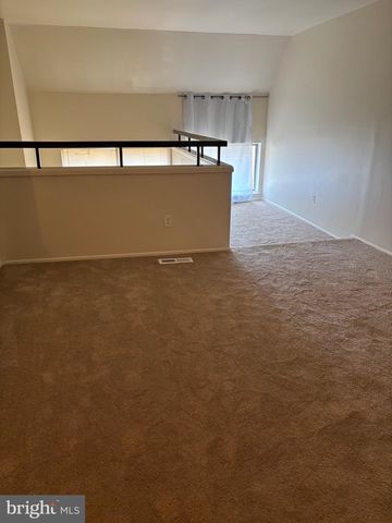 3978 WOODHUE PL #5, Alexandria, VA 22309