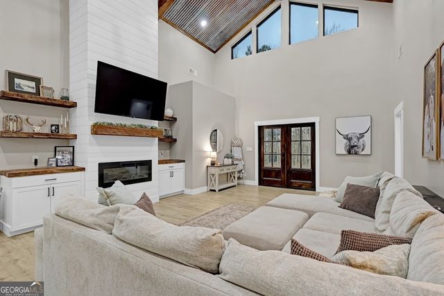 294 Old South River Road, Jackson, GA 30233