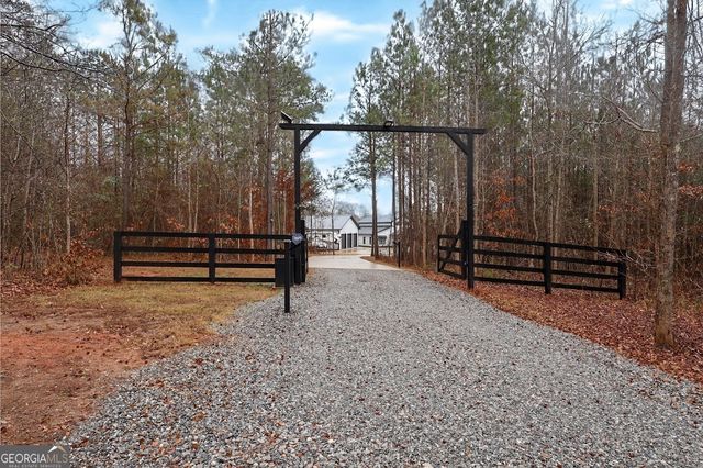 294 Old South River Road, Jackson, GA 30233