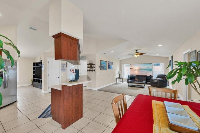 2663 BROOKSIDE BLUFF LOOP, Lakeland, FL 33813