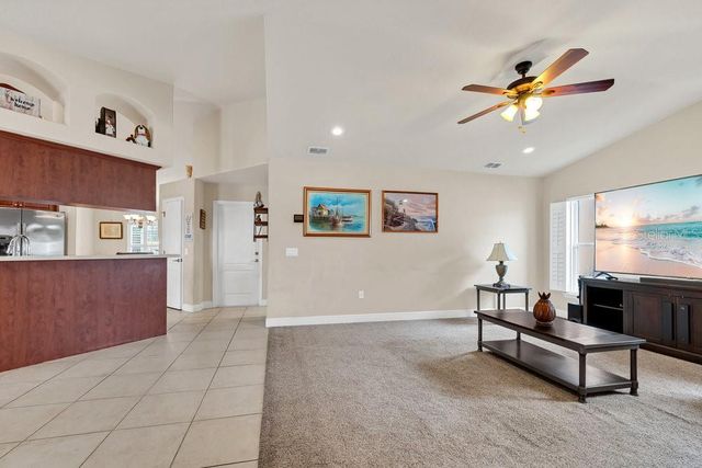 2663 BROOKSIDE BLUFF LOOP, Lakeland, FL 33813